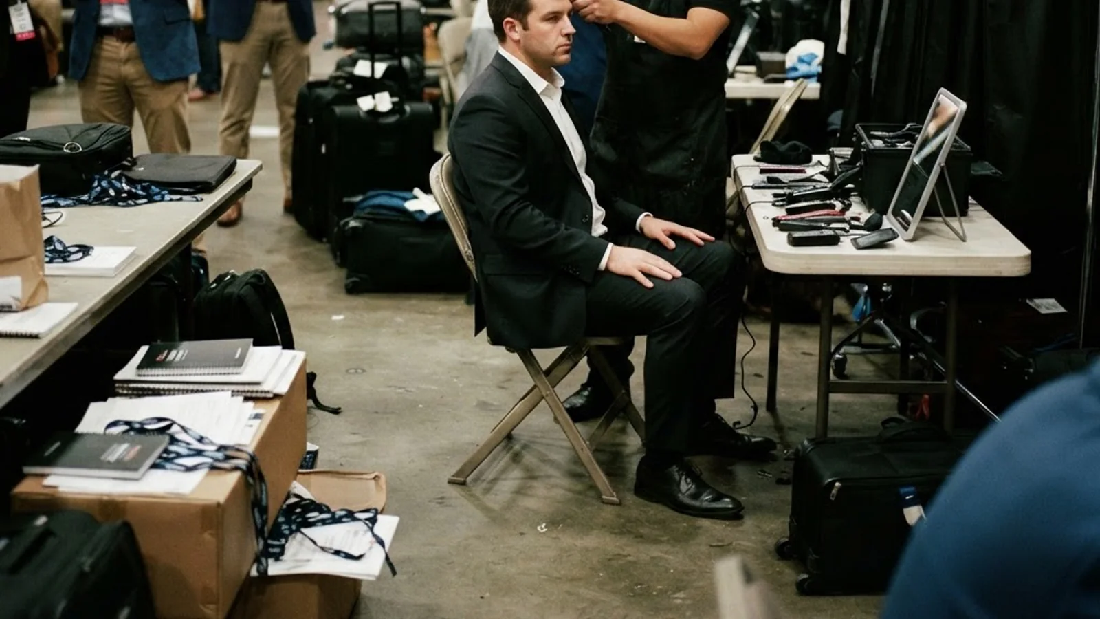 Convention Chaos: Emergency Grooming for Business Professionals